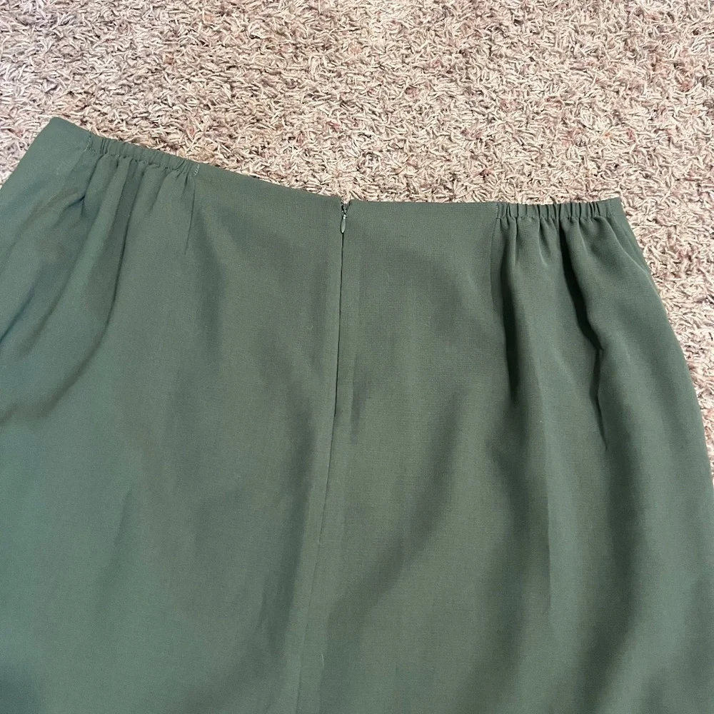 Jones Studio Olive Green Pencil Skirt | Size 18W | Lined Work Skirt